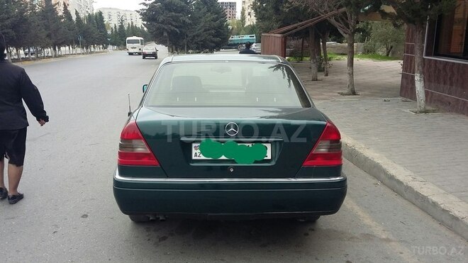 Mercedes C 220 1995, 243,000 km - 2.2 л - Sumqayıt
