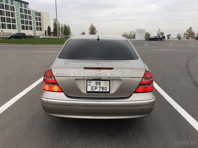 Mercedes E 320 2004, 220,000 km - 3.2 л - Bakı