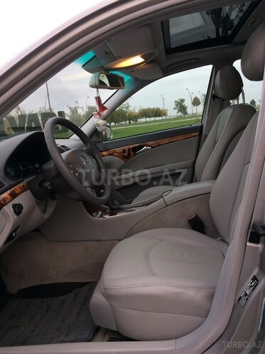 Mercedes E 320 2004, 220,000 km - 3.2 л - Bakı