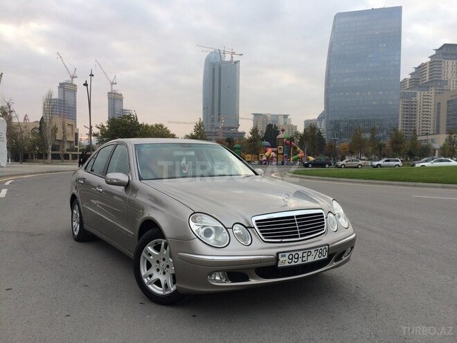 Mercedes E 320 2004, 220,000 km - 3.2 л - Bakı