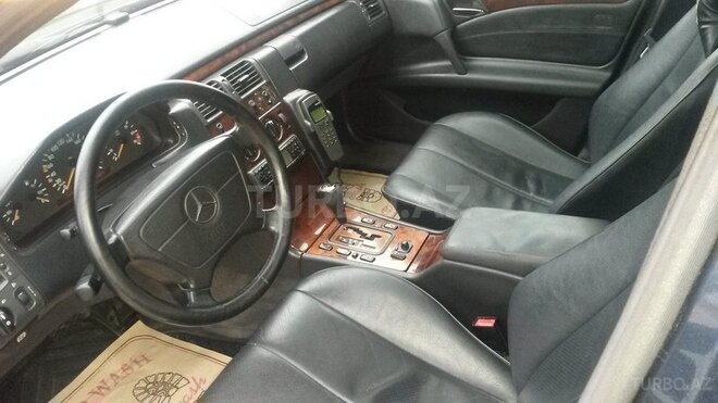 Mercedes E 240 1998, 260,000 km - 2.4 l - Bakı