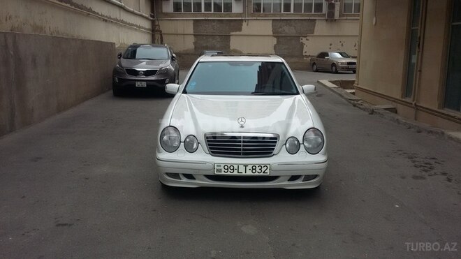 Mercedes E 240 2001, 203,000 km - 1.7 l - Bakı