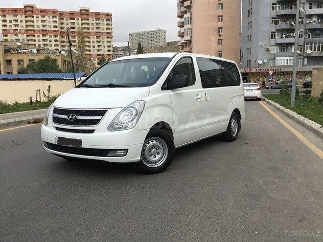 Hyundai H-1 2010, 220,000 km - 2.5 l - Bakı