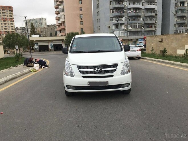 Hyundai H-1 2010, 220,000 km - 2.5 l - Bakı