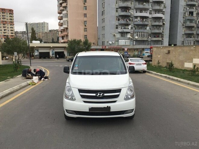 Hyundai H-1 2010, 220,000 km - 2.5 l - Bakı