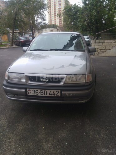 Opel Vectra 1994, 280,000 km - 2.0 l - Bakı