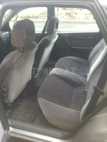 Opel Vectra 1994, 280,000 km - 2.0 l - Bakı