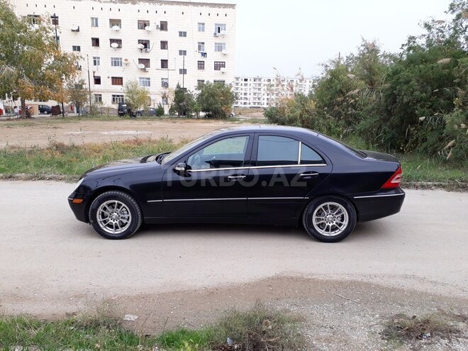 Mercedes C 240 2001, 250,000 km - 2.6 l - Bakı