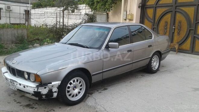 BMW 535 1988, 245,444 km - 3.5 l - Bakı