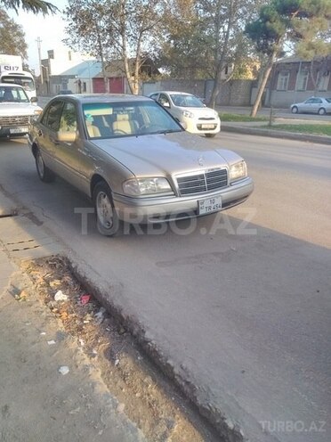 Mercedes C 220 1995, 309,000 km - 2.2 l - Gəncə