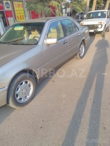 Mercedes C 220 1995, 309,000 km - 2.2 l - Gəncə