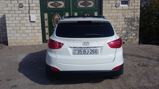 Hyundai ix35 2012, 97,000 km - 2.0 l - Tovuz