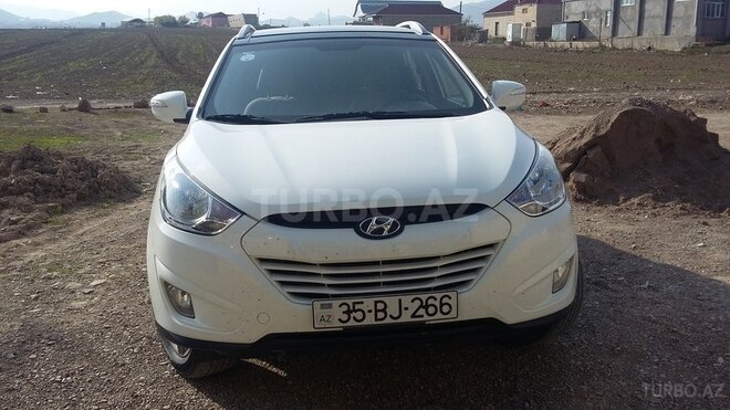 Hyundai ix35 2012, 97,000 km - 2.0 l - Tovuz