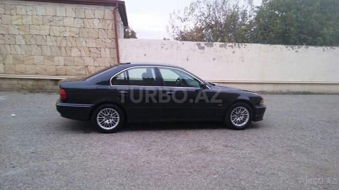 BMW 523 1998, 400,000 km - 2.5 l - Şamaxı