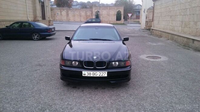 BMW 523 1998, 400,000 km - 2.5 l - Şamaxı