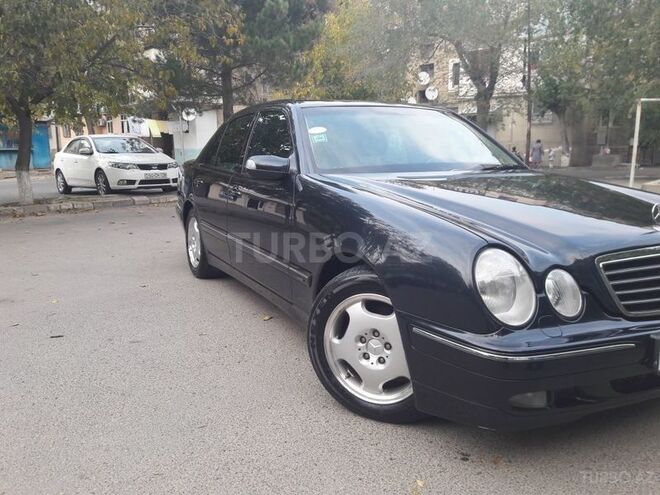 Mercedes E 280 2000, 178,000 km - 2.8 л - Sumqayıt