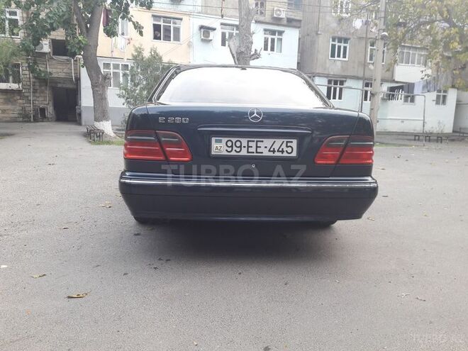 Mercedes E 280 2000, 178,000 km - 2.8 л - Sumqayıt