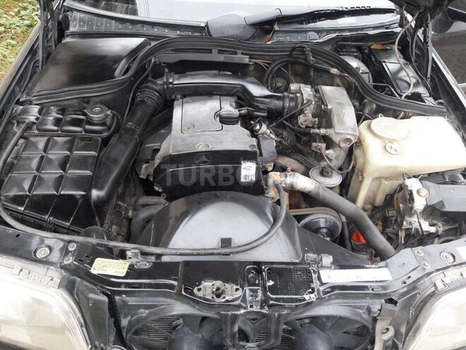 Mercedes C 200 1994, 257,000 km - 2.0 л - Qusar