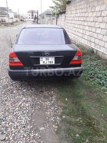 Mercedes C 200 1994, 257,000 km - 2.0 л - Qusar