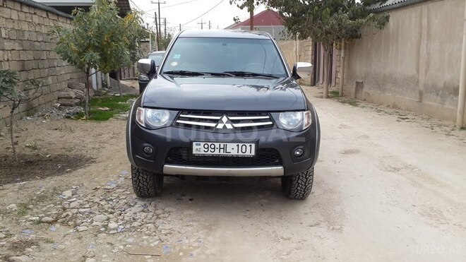 Mitsubishi L200 2011, 151,200 km - 0.3 l - Bakı