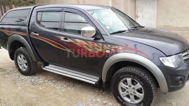 Mitsubishi L200 2011, 151,200 km - 0.3 l - Bakı