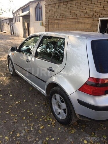 Volkswagen Golf 1998, 200,000 km - 1.6 l - Gəncə