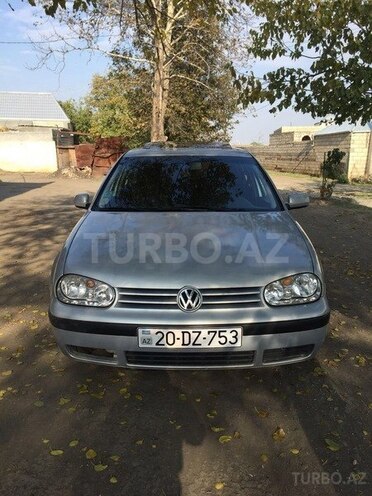 Volkswagen Golf 1998, 200,000 km - 1.6 l - Gəncə