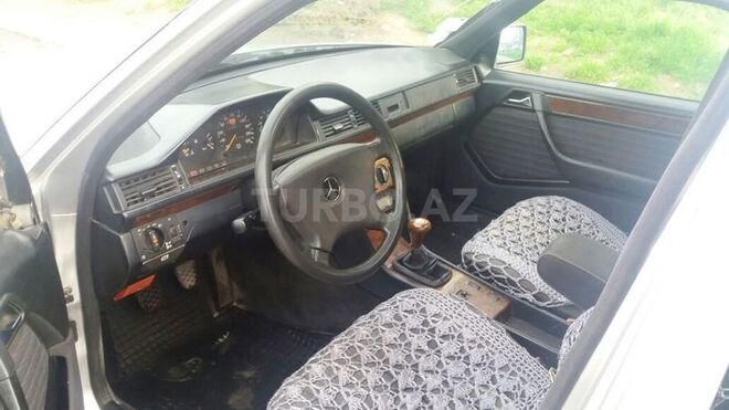 Mercedes C 220 1991, 280,000 km - 2.2 l - Bakı