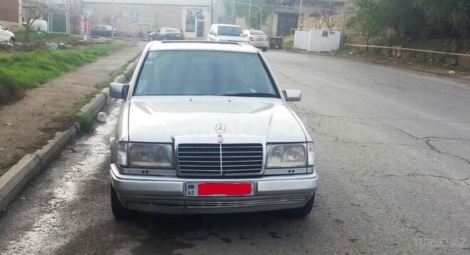Mercedes C 220 1991, 280,000 km - 2.2 l - Bakı