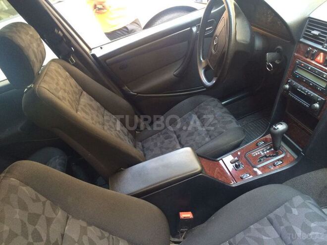 Mercedes C 220 1998, 321,000 km - 2.2 l - Bakı