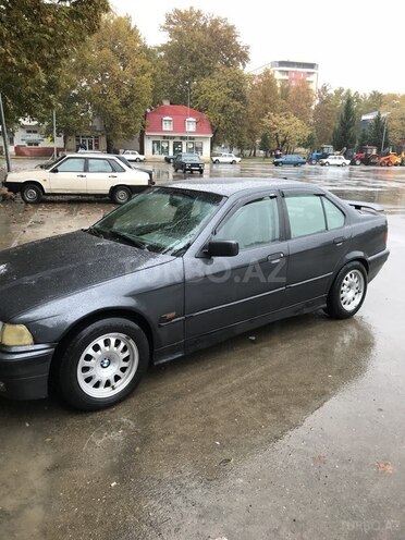 BMW 318 1998, 385,390 km - 1.8 l - Mingəçevir