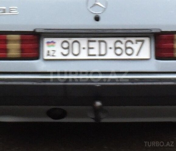 Mercedes E 180 1991, 301,000 km - 1.8 l - Bakı