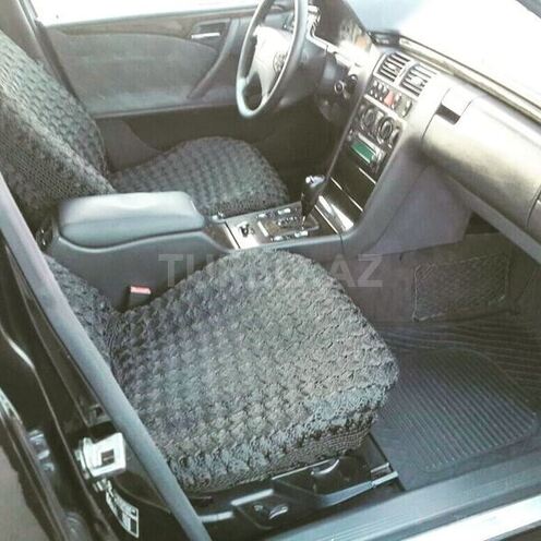 Mercedes E 240 2002, 223,123 km - 2.6 l - Bərdə