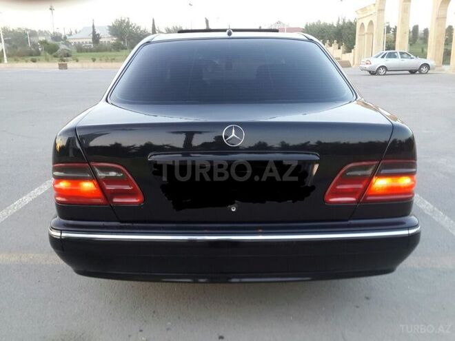 Mercedes E 240 2002, 223,123 km - 2.6 l - Bərdə