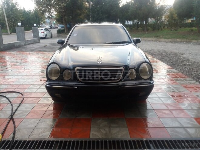 Mercedes E 240 2002, 223,123 km - 2.6 l - Bərdə