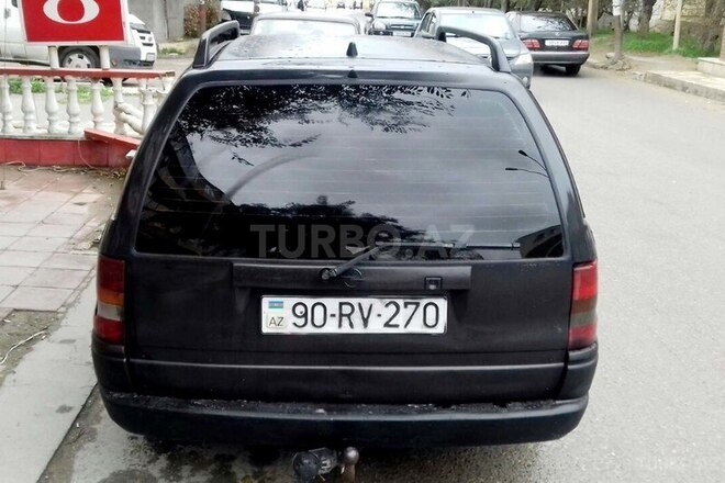 Opel Astra 1997, 35,000 km - 1.8 l - Bakı