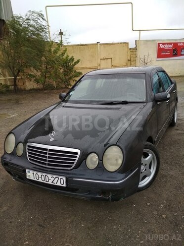 Mercedes E 270 2001, 340,000 km - 2.7 л - Bakı