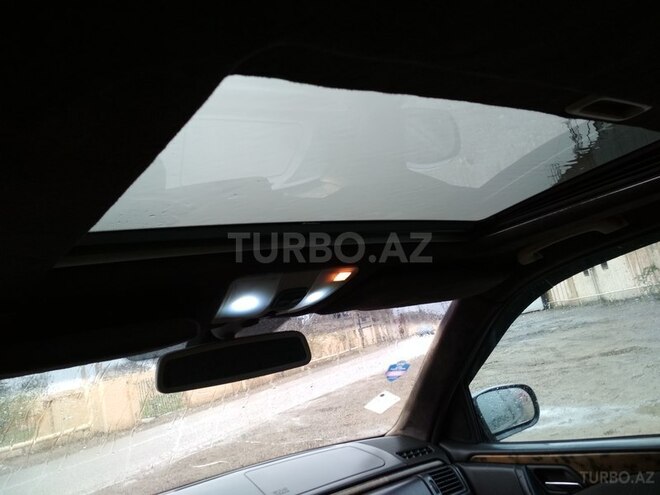 Mercedes E 270 2001, 340,000 km - 2.7 л - Bakı