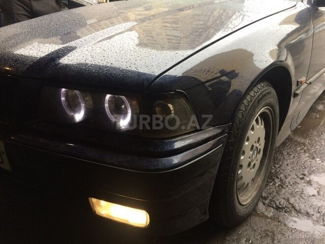 BMW 320 1993, 176,550 km - 2.0 l - Bakı