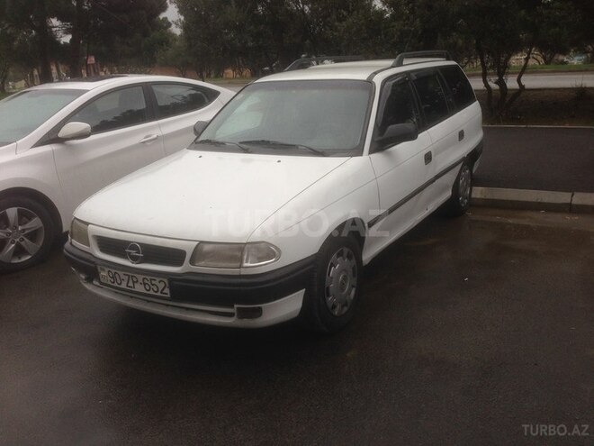 Opel Astra 1994, 397,000 km - 1.6 l - Bakı