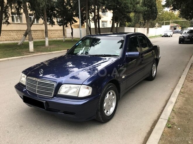 Mercedes C 180 1999, 200,000 km - 1.8 l - Bakı
