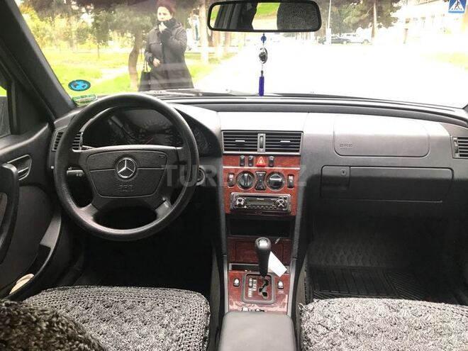 Mercedes C 180 1999, 200,000 km - 1.8 l - Bakı