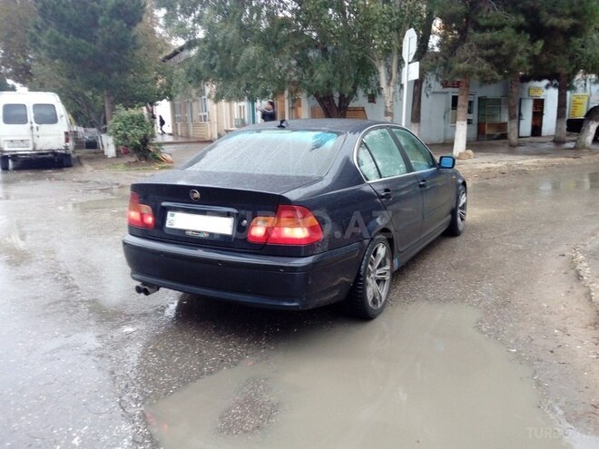 BMW 320 2002, 286,000 km - 2.2 l - Sumqayıt