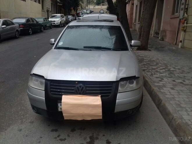 Volkswagen Passat 2001, 240,600 km - 1.8 l - Bakı
