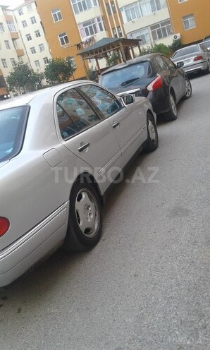 Mercedes E 240 1998, 237,000 km - 2.4 l - Bakı