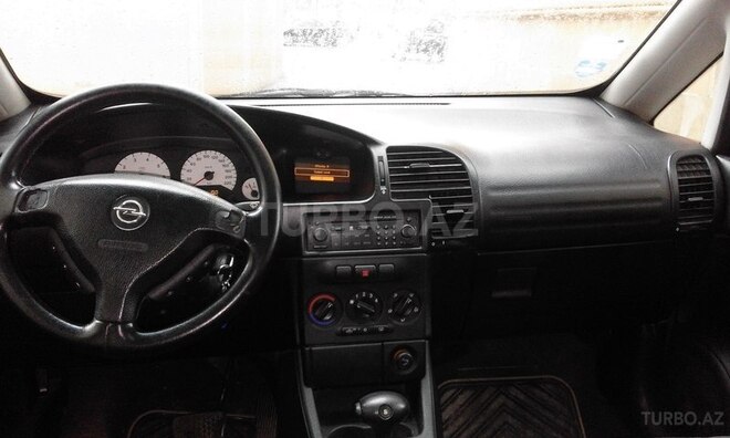 Opel Zafira 2001, 265,000 km - 2.2 л - Bakı