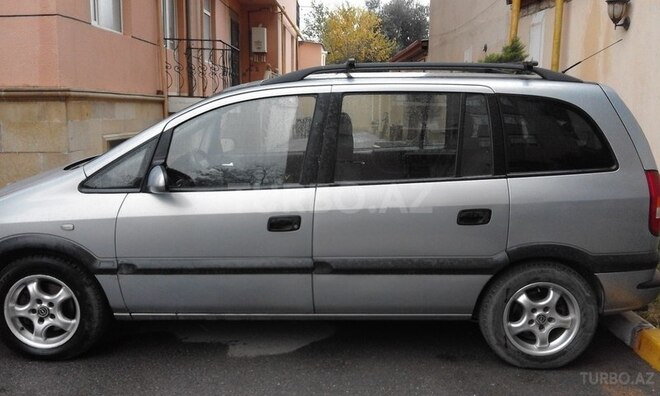 Opel Zafira 2001, 265,000 km - 2.2 л - Bakı