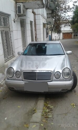 Mercedes E 240 1998, 236,000 km - 2.4 l - Bakı