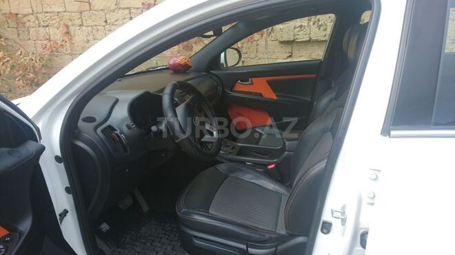 Kia Sportage 2011, 88,113 km - 2.0 l - Bakı