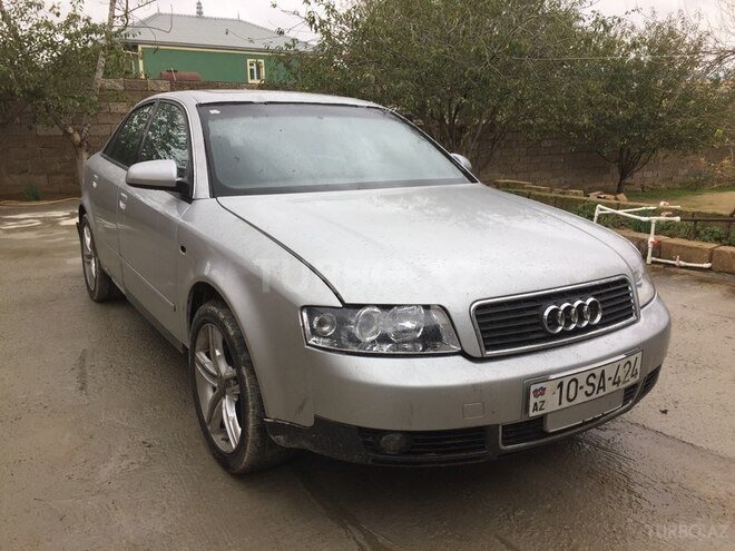 Audi A4 2002, 213,000 km - 2.0 l - Bakı